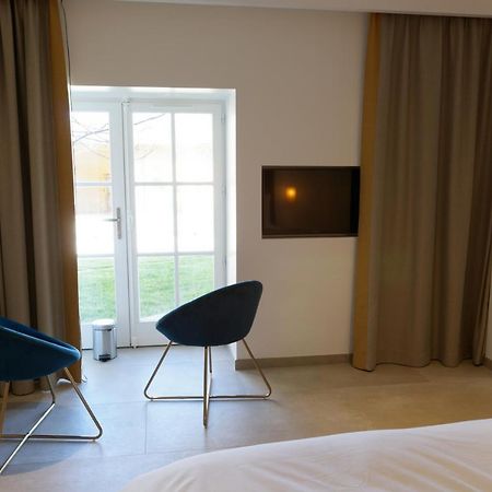 Saint-Germain-Nuelles Lodges En Pierres Dorees מראה חיצוני תמונה