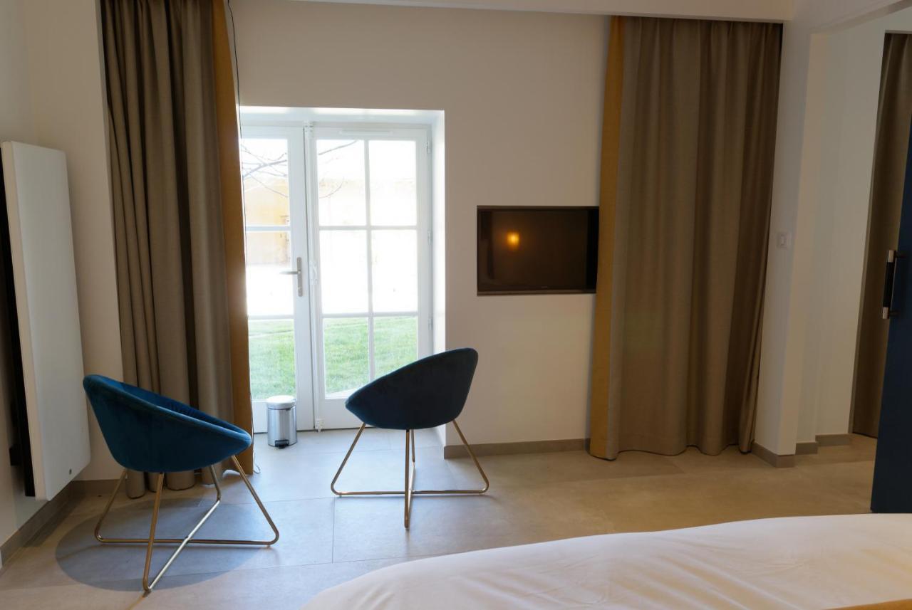Saint-Germain-Nuelles Lodges En Pierres Dorees מראה חיצוני תמונה