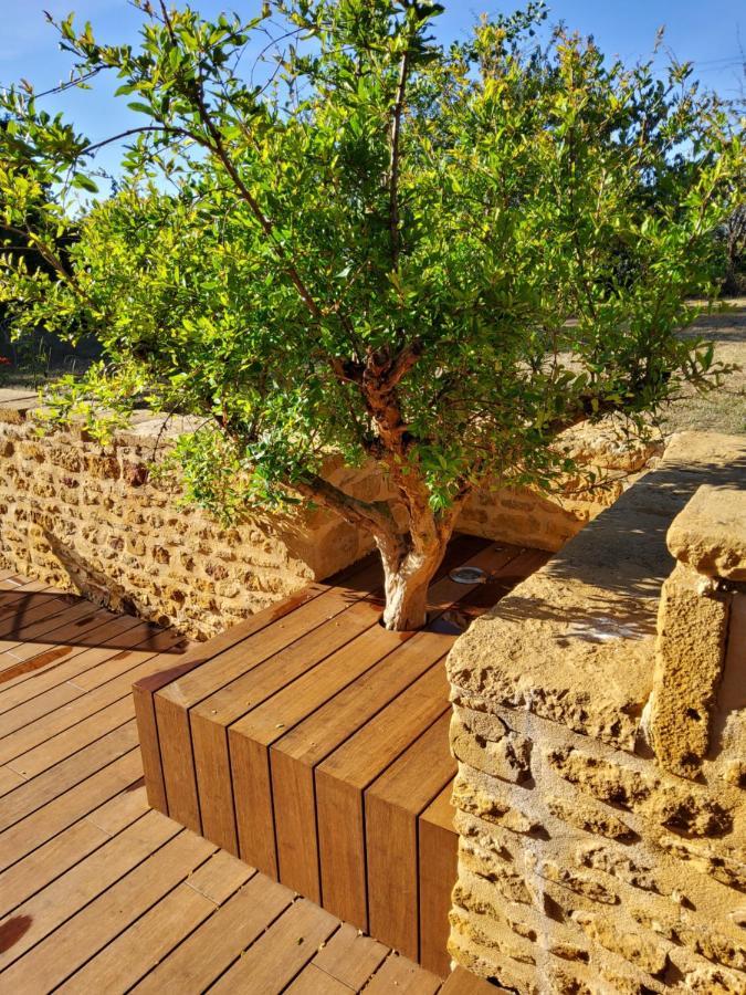Saint-Germain-Nuelles Lodges En Pierres Dorees מראה חיצוני תמונה